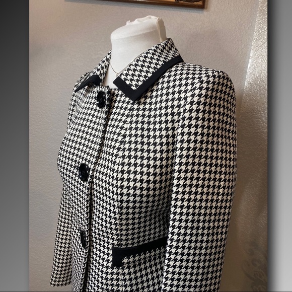 Jones Studio Blazer. Houndstooth Black & White - Picture 3 of 7